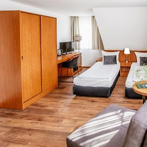 Dreibettzimmer